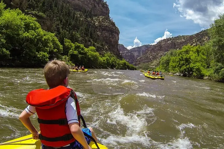 rafting-glenwood-springs-colorado-river